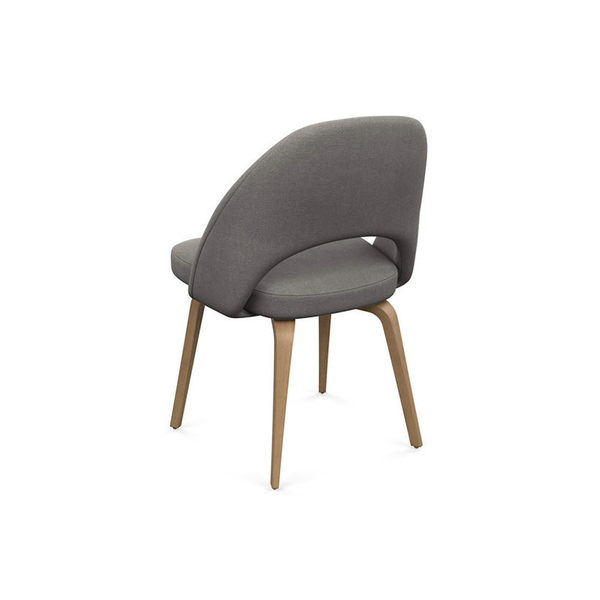 Cadeira Executiva Saarinen (Sem Braços)