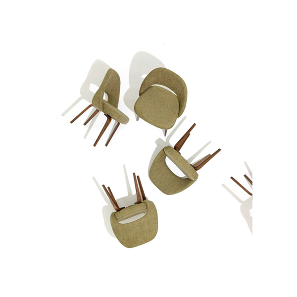 Cadeira Executiva Saarinen (Sem Braços)